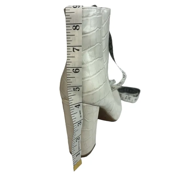 Bamboo White Croc Block 4 Inch Heel Ankle Boots Zip Side Gogo Bootie Womens 11 - Image 8