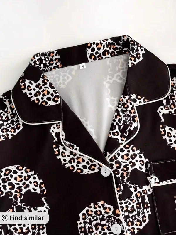 Women's Fitted Skull Print Pajama Set Button Front Short Sleeve Small NEW - Image 3