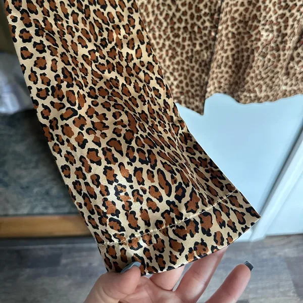 Animal Print Pajama Top Brown Size M - Image 2
