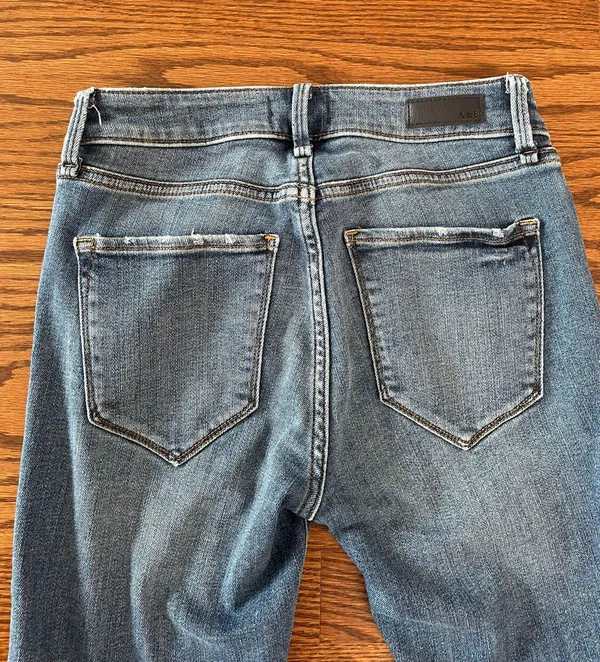 Abercrombie Jeans - Image 4