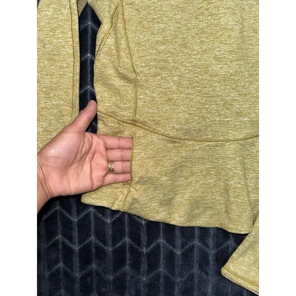 Lululemon Women's Always Alert 1/2 Zip Up Jacket Long Sleeve Cropped Size 2 - Image 4