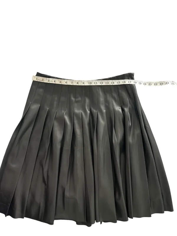 Womens Black Pleated Midi Skirt - Classic Chic - Image 4