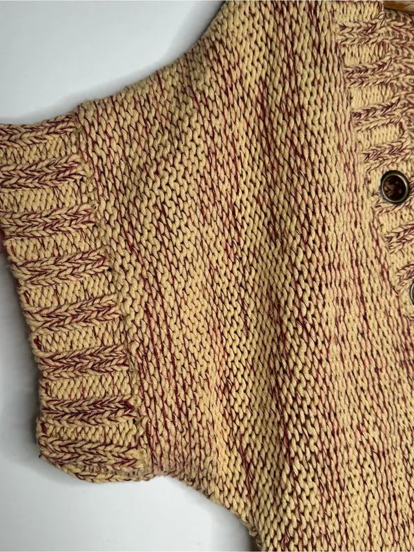 Free People Deep V-Neck Grommet Short Sleeve Chunky Knit Sweater Small - Image 4