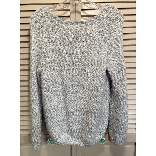 Buffalo Blue/White Knit Soft Sweater Long Sleeve Size M Warm Round‎ Neck - Image 4