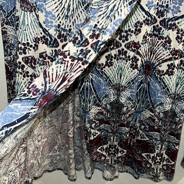 ✨FREE PEOPLE: New World Snow Lace Split Fly Away Top✨ - Image 10