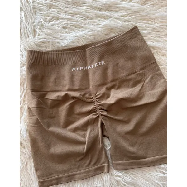 Alphalete Amplify Ultra High Rise Biker Short 4.5” Chai Size Medium - Image 5