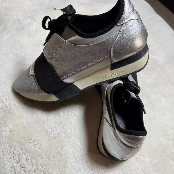 Balenciaga Race Runner Women's Black and Gray Sneakers Sz:40 =9 - Image 3