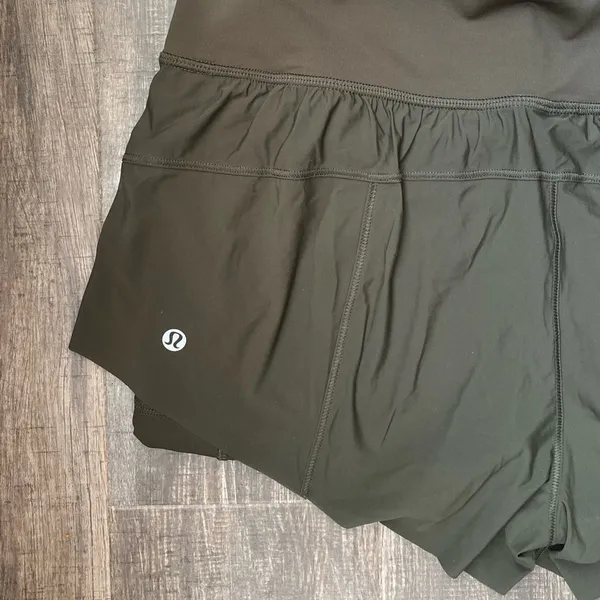 lululemon athletica olive green shorts 8 - Image 3