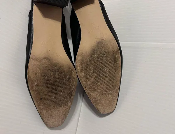 Mi.iM black leather slide mules block heel shoe fits size 9 - Image 8