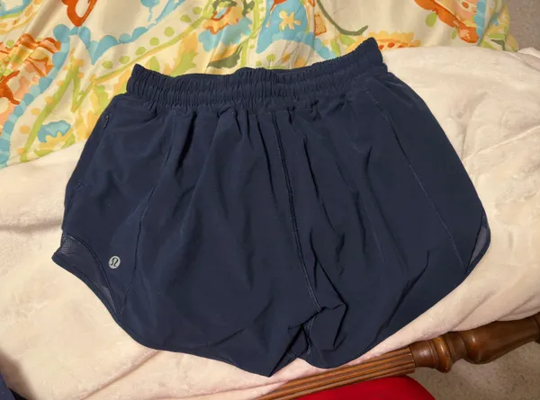 Lululemon hotty hot 4” - Image 2