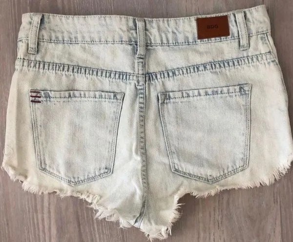 BDG NEVER WORN High Waisted Jean Shorts - Image 2