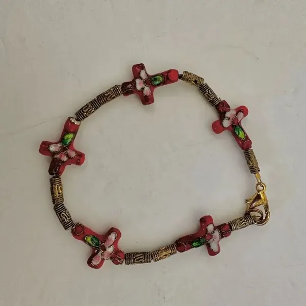 Cloisonné Red Cross bracelet Red - Image 10