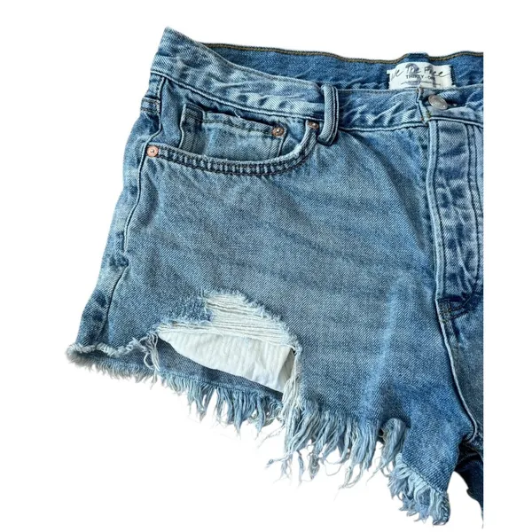 WE THE FREE People Loving Good Vibrations Cut Off Denim Shorts Distressed Sz 31 - Image 4