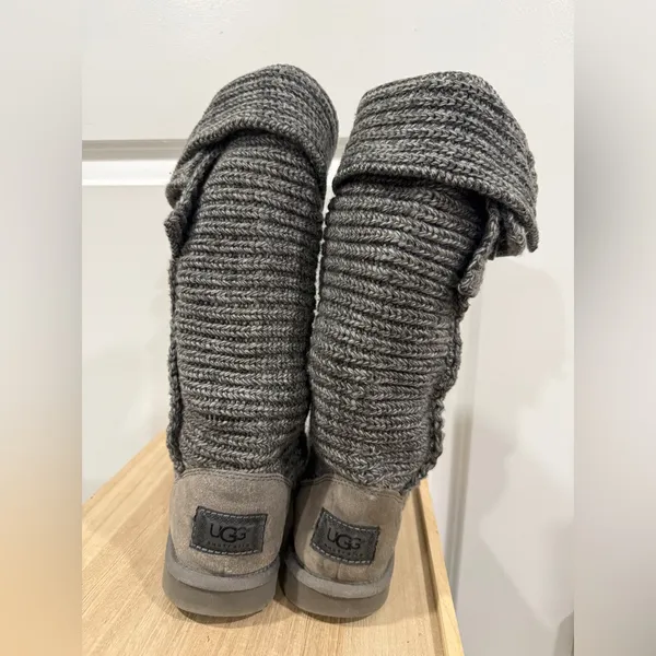 UGG Australia Gray Knit Tall Boots Women’s Size 7 Cozy Winter Shearling - Image 3