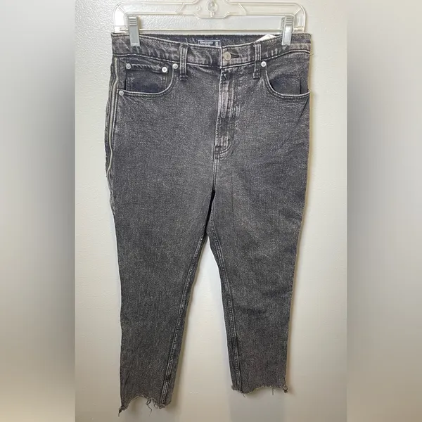 Abercrombie & Fitch Women's Zip Side Ultra High Rise Mom‎ Jean Black Size 10 - Image 2