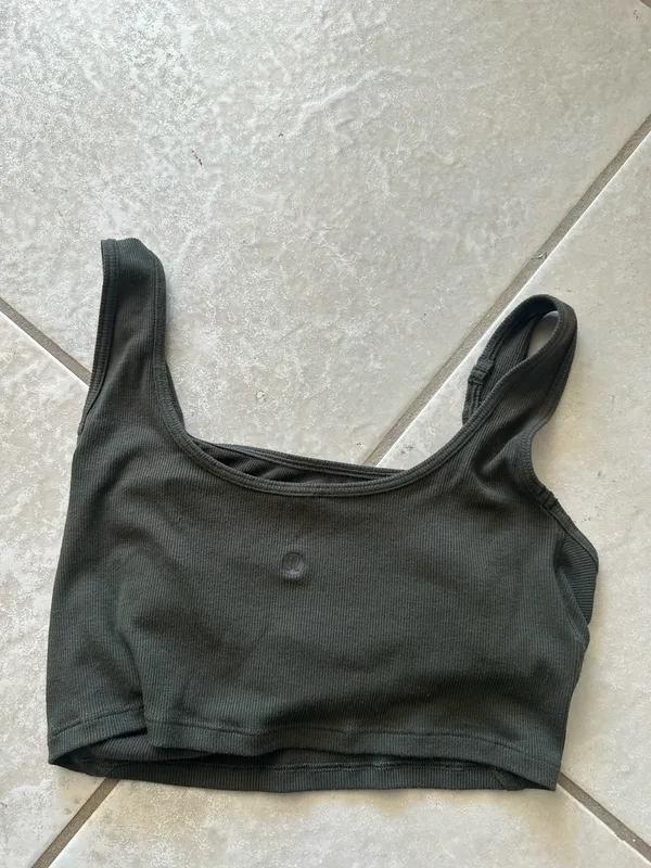 Lululemon Top - Image 3