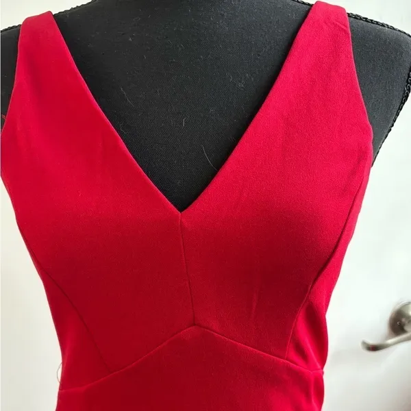 Lulus NEW WITH TAGS Iconic Moment Red Midi Bodycon Dress‎ small holiday - Image 2