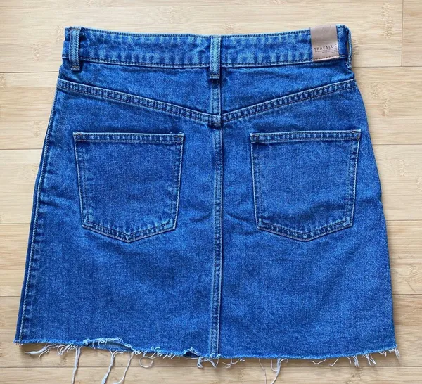 Denim Skirt With Pockets - Image 2