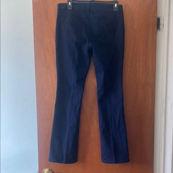 Ann Taylor Loft, Classic Dark Blue Denim Jeans, bootcut, Size 6 waist 28 - Image 2