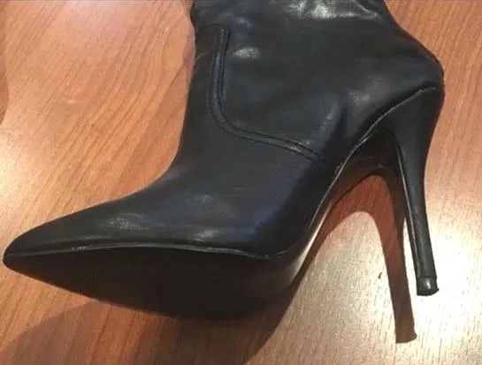 Steve Madden Black With gold Detail Boots - Image 3