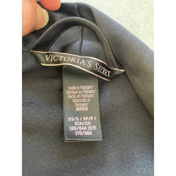 Women's Victoria's Secret Black Satin Lace Trim Robe XS/S - Image 2