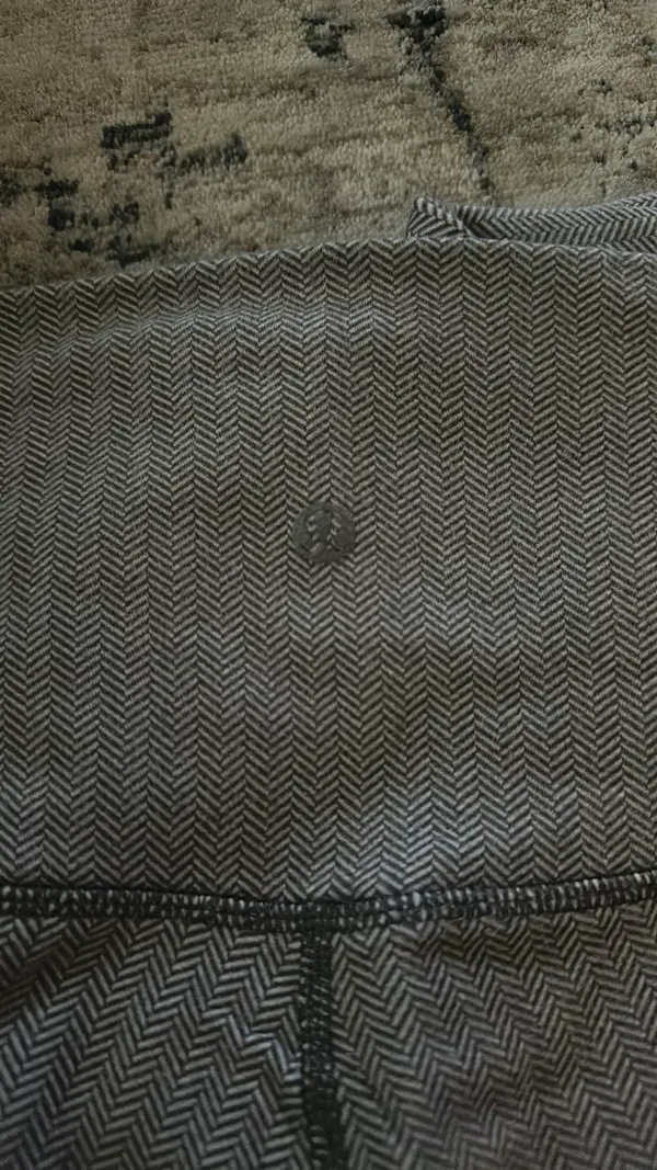 Lululemon Lot  - Image 9