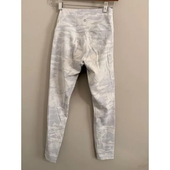 Lululemon High Rise Leggings Womens 6 Grey White Camo‎ Full Length Tights - Image 3