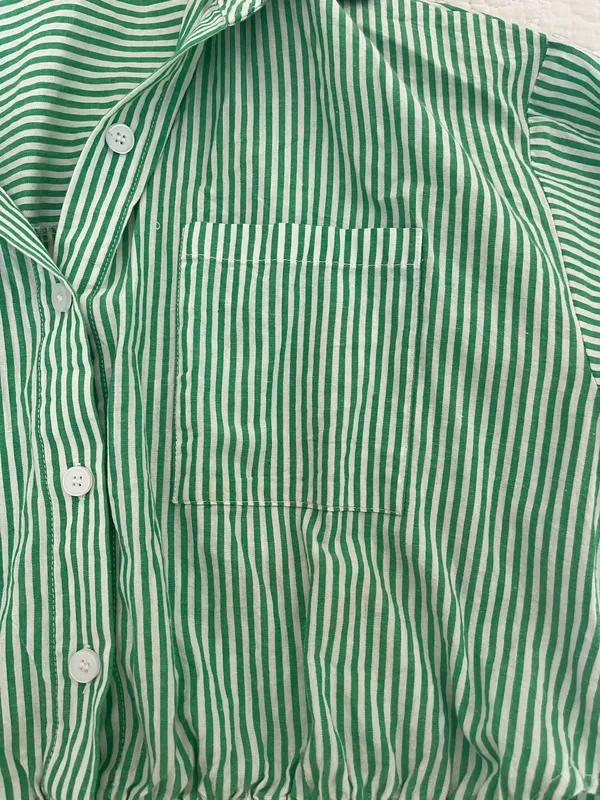 These Three Boutique Green button up cropped shirt - Image 3