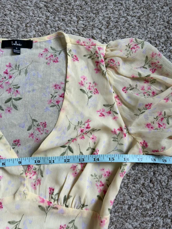 Lulu's Pale Yellow Floral V-Neck Ruffle Peplum Blouse Cropped Pastel Spring - Image 7