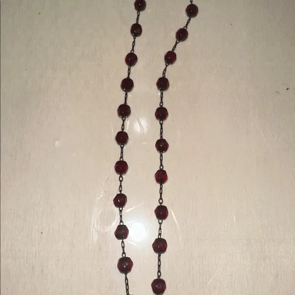 Elegant Red Beaded Necklace - Image 4