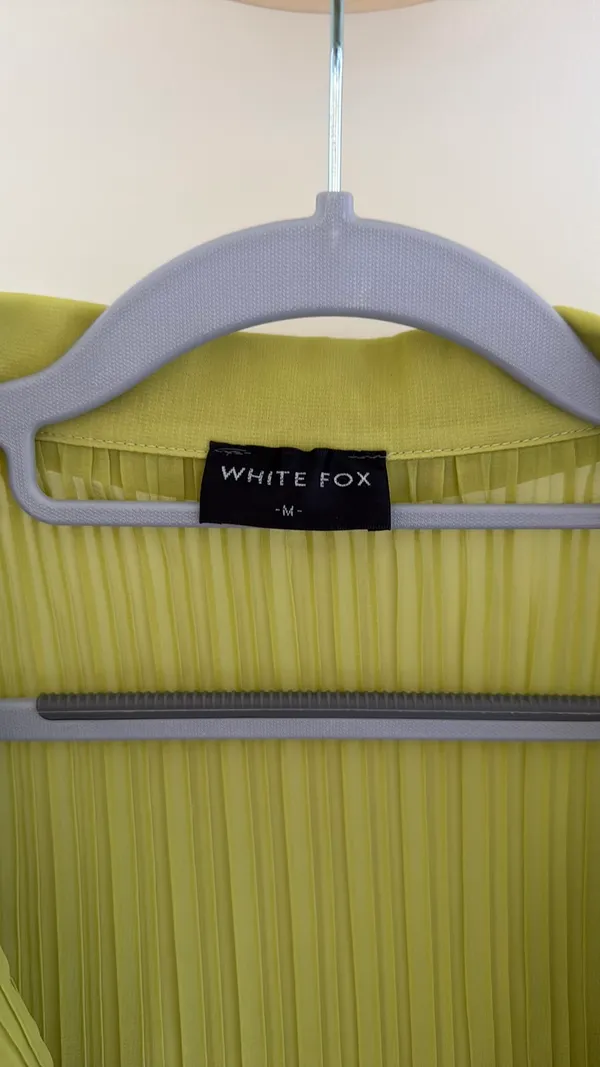 White Fox Green Tie Top - Image 2