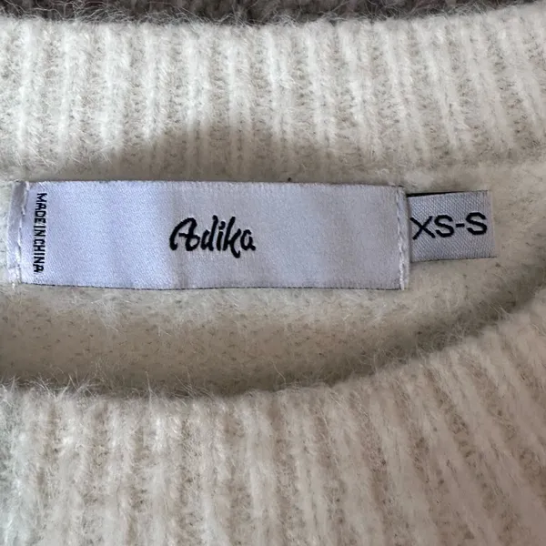 Adika Soft Fuzzy Cropped Sweater “Limited‎ Edition” Cream Oversized Cozy XS S - Image 3