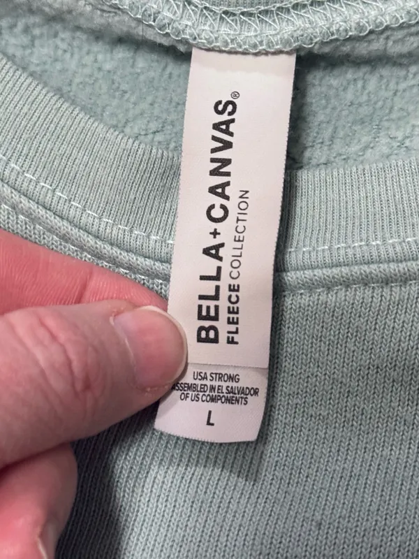 Bella Canvas Boutique Crewneck Sweatshirt size Large - Image 3