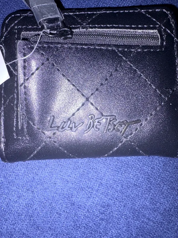 LUV Betsey by Betsey Johnson black quilted wallet - Image 4