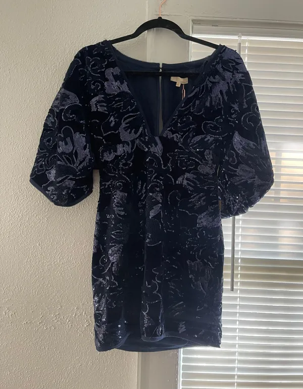 Jella Couture Deep V Plunge Velvet Body on Dress - Image 2