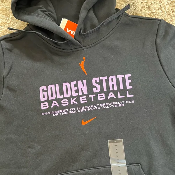 NWT NIKE Golden State Valkyries Club WNBA Pullover Hoodie - Image 3