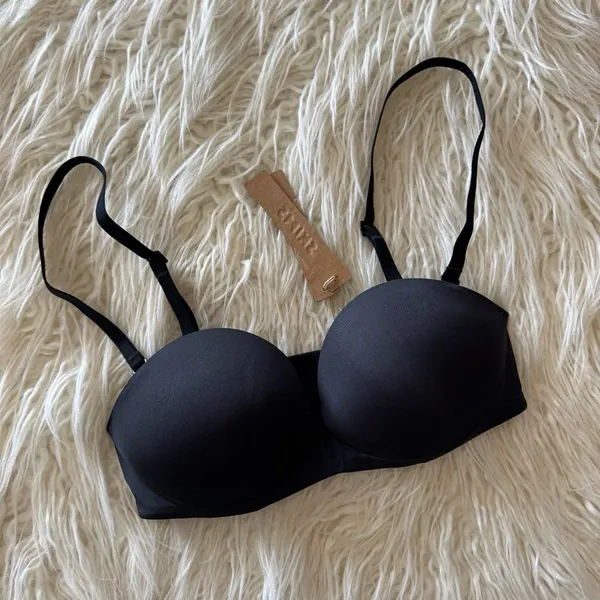 Skims Ultimate Push Up Strapless Bra Onyx Size 30C - Image 2