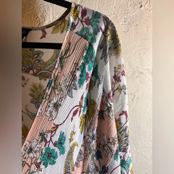 Daytrip Pink and Gold 3/4 Sleeve Boxy Blouse - Image 8