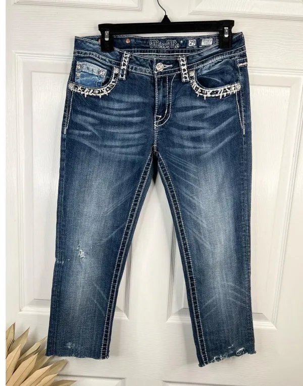 Miss Me Jeans Womens Size 29 Dark Wash Cropped Skinny Studded Distressed Denim - Image 3