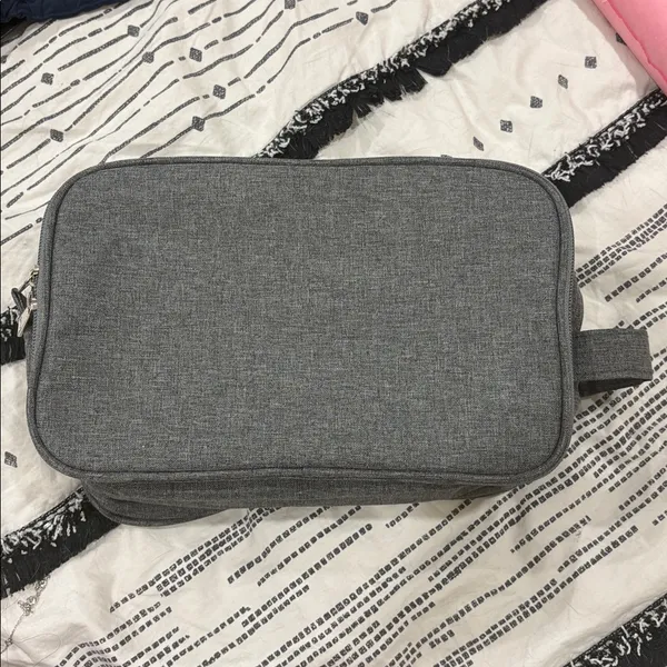 Ulta Beauty Gray Cosmetic Bag - Image 6