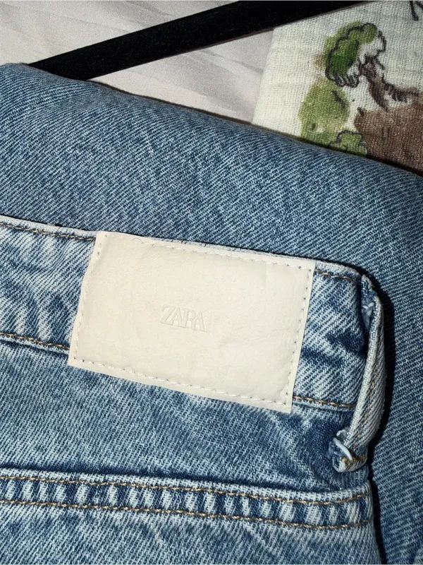 Zara Light Blue Wide-Leg Jeans - Image 3