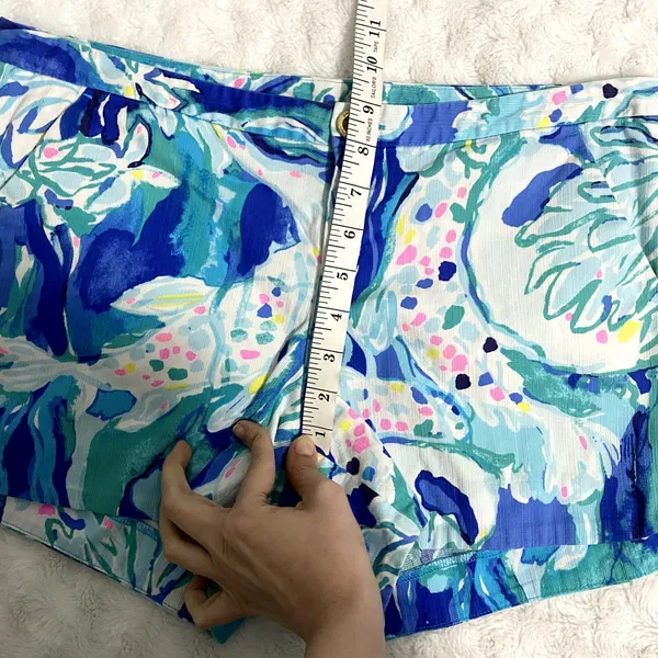 Lilly Pulitzer Adie Brilliant Blue Aquatic Garden Print Preppy Shorts 8 - Image 6