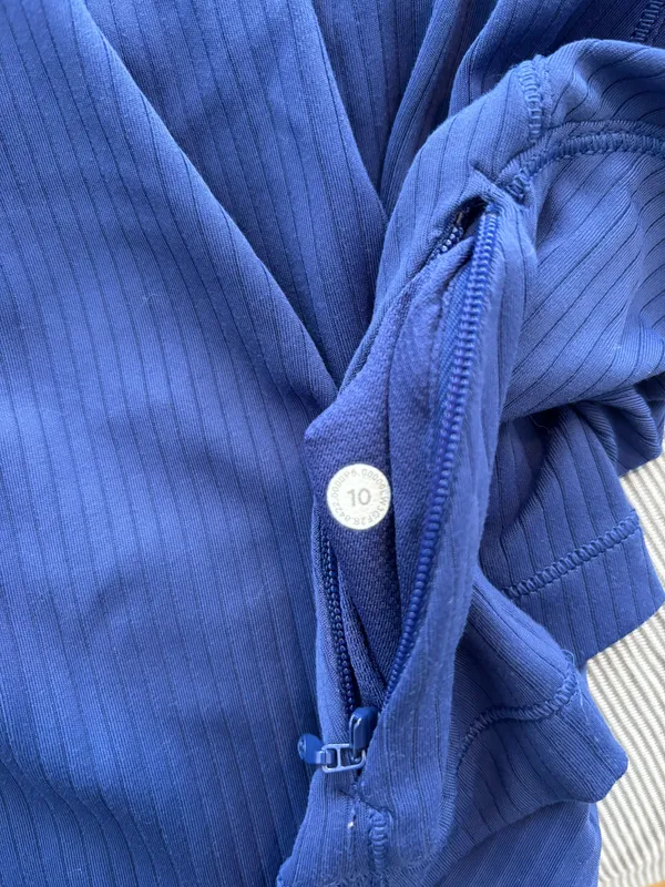 Lululemon Long Sleeve Crop Top - Image 3