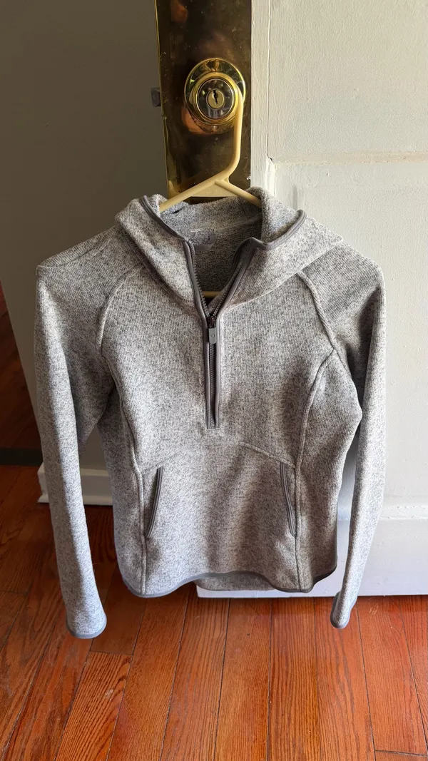 Lululemon jacket - Image 3