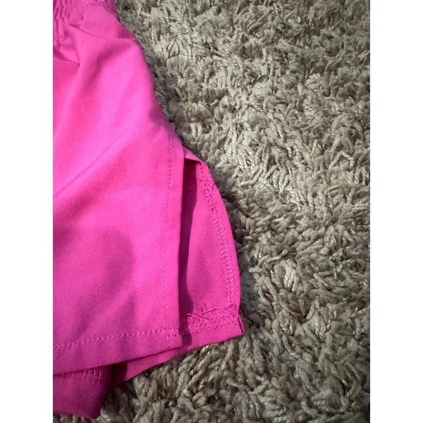 90‎ Degree by Reflex Lightstream Love & Flutter Running Shorts Pink Size Small - Image 4