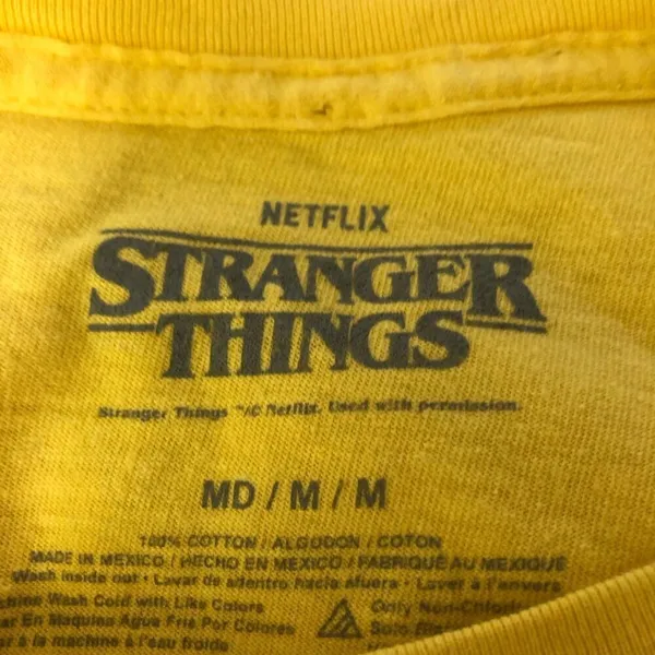 Stranger Things T-shirt Surfer Boy Pizza horror retro graphics 80s pop grunge M - Image 8