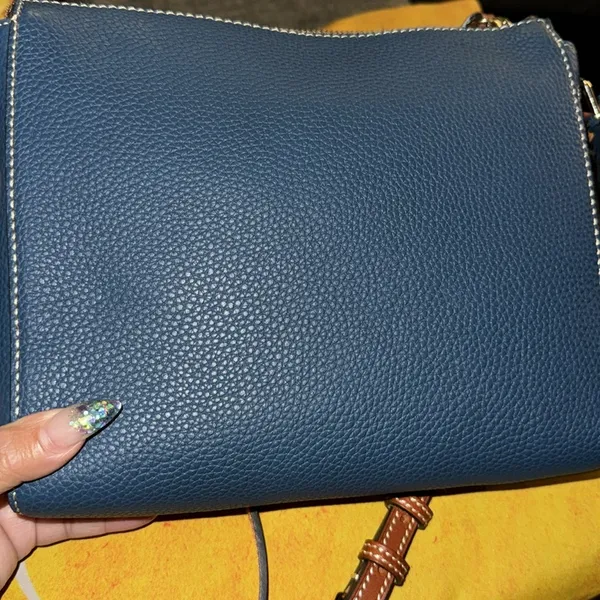 New Dooney &‎ Bourke Pebble Leather Lexington Crossbody - Image 9