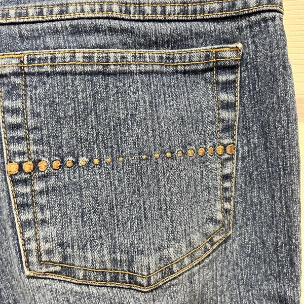 GLO Womens Junior Size 5 Medium Wash Flare Leg Denim Jeans‎ Y2K Embroidered Blue - Image 8