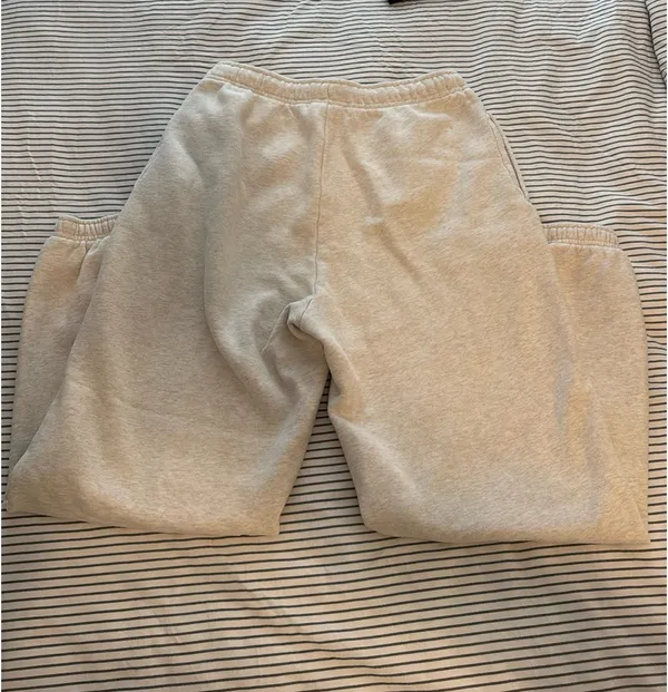 Aritzia Joggers - Image 2