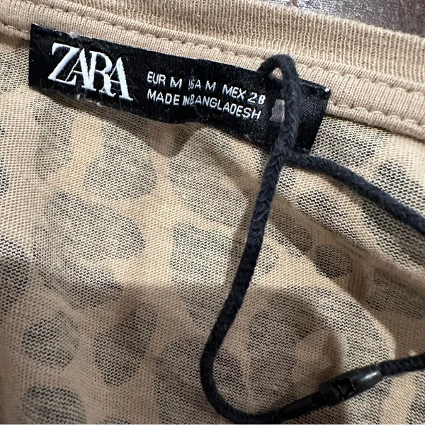 Zara Leopard Print T-shirt Sz M Cotton Short Sleeves - Image 6